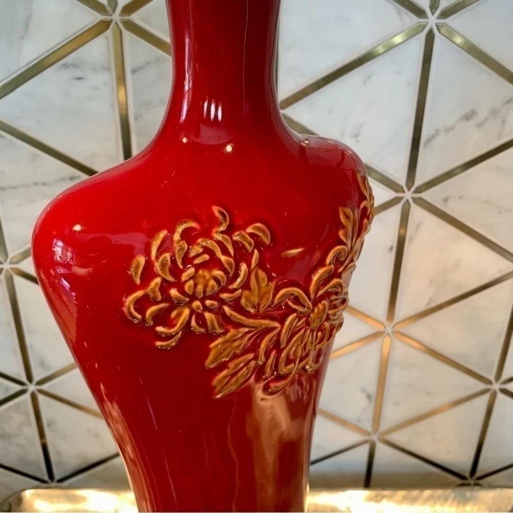 Oxblood Red Ceramic Glazed Vase Embossed Detail Oriental Asian Medium Curvy